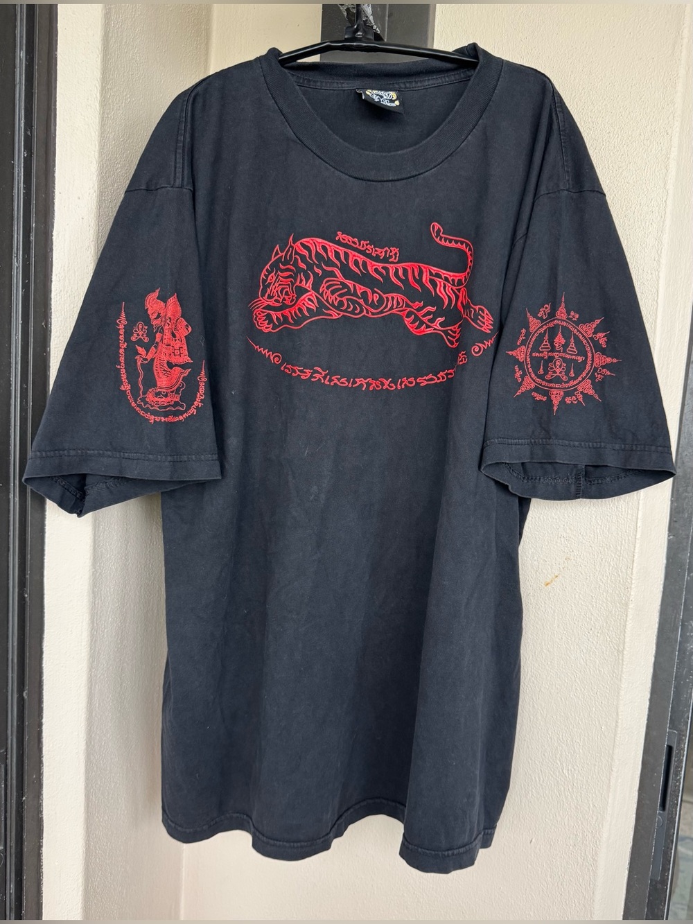 My Dream Thailand Black T-Shirt Red Sak Yant Tiger Thai Script Yantra Motifs XL